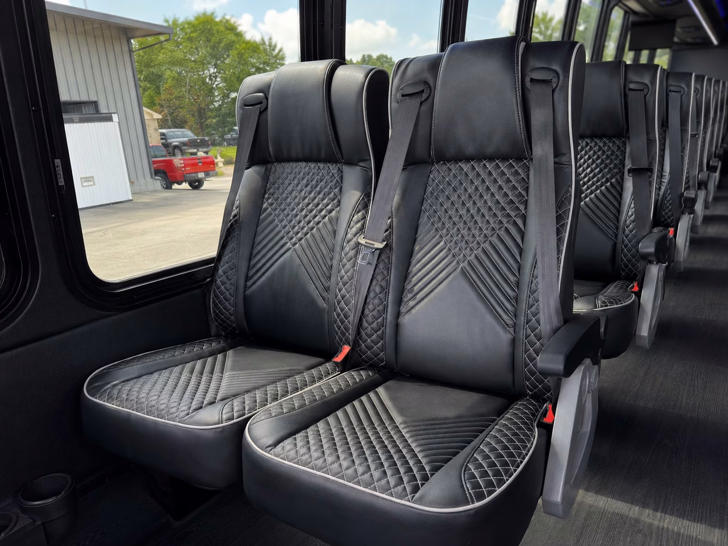 tustin charter buses to honda center for ducks games